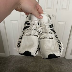 Just so so sneakers